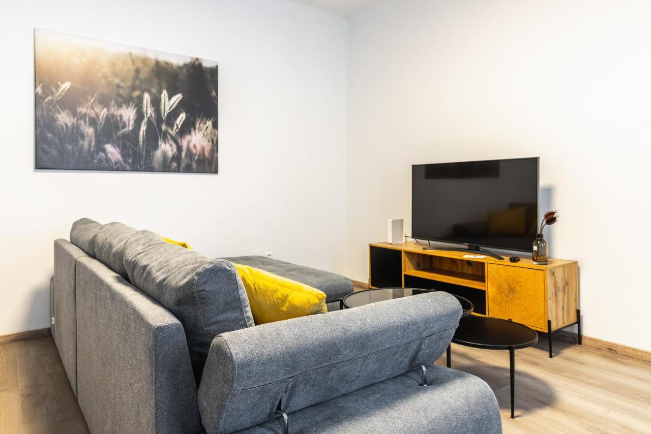 Modern And Lovely Next To Subway Station Apartamento *