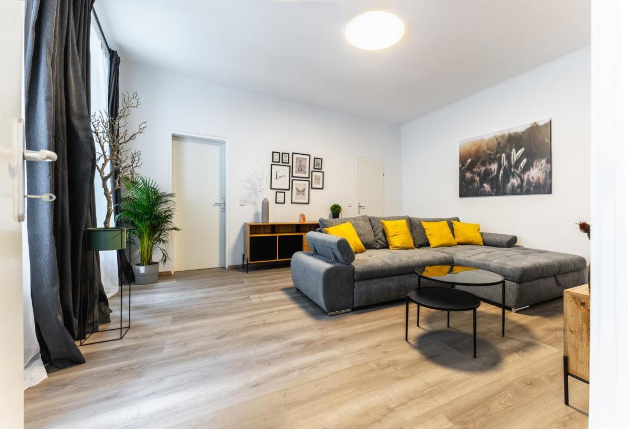 Modern And Lovely Next To Subway Station Apartamento Viena