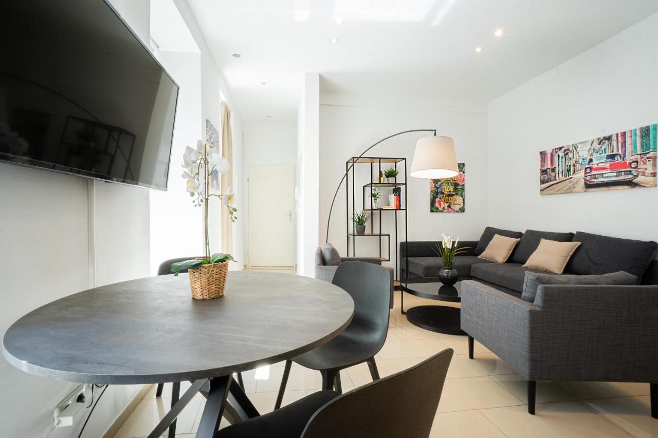Modern And Lovely Next To Subway Station * Viena